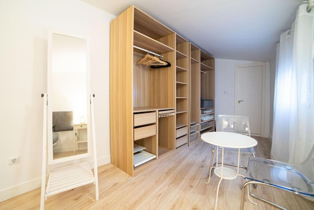 Cozy Apartment Plaza Espana I Renovated 3Br 2Bh Madrid Exteriör bild